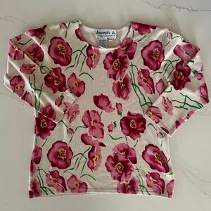 Women's Joseph A Floral Top, Size Medium